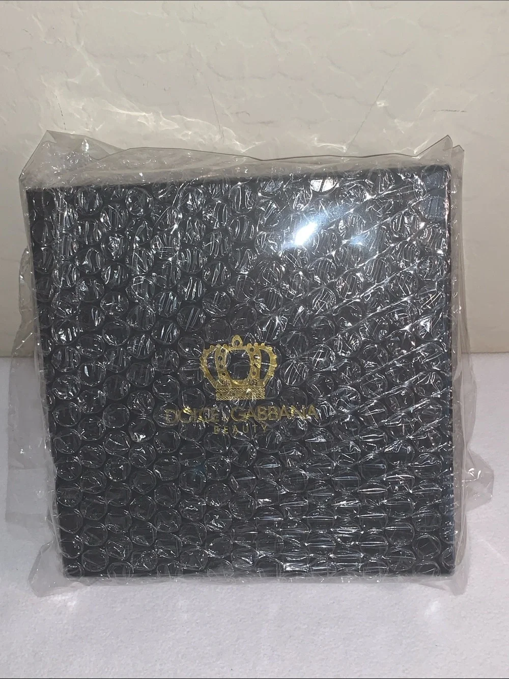DOLCE & GABBANA BRAND NEW IN BOX LIMITED EDITION ROSE PLUSH VELVET HEADBAND